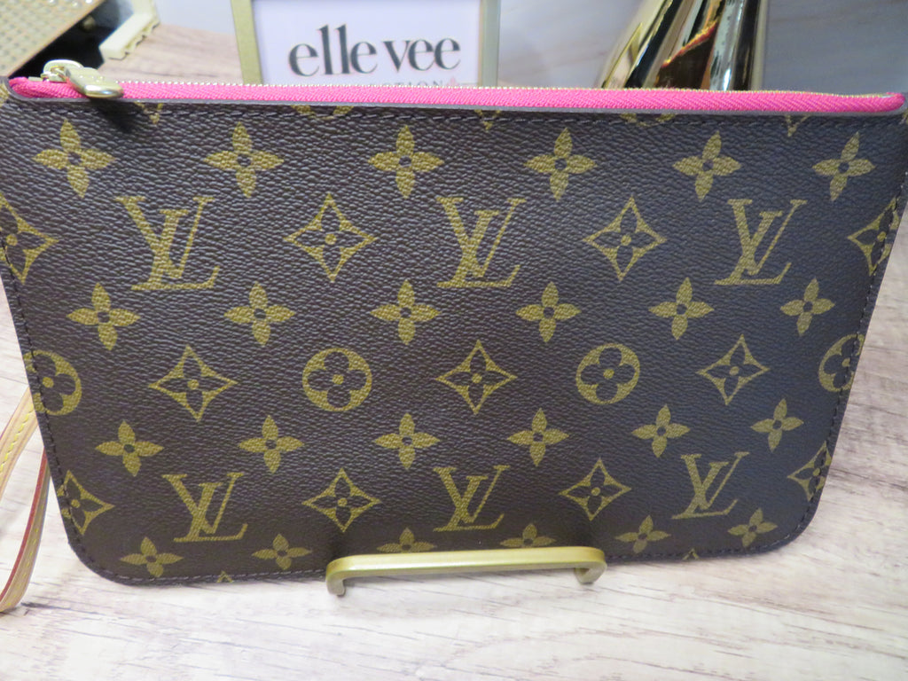 Louis Vuitton Monogram Neverfull Pouch (Pivoine Interior)