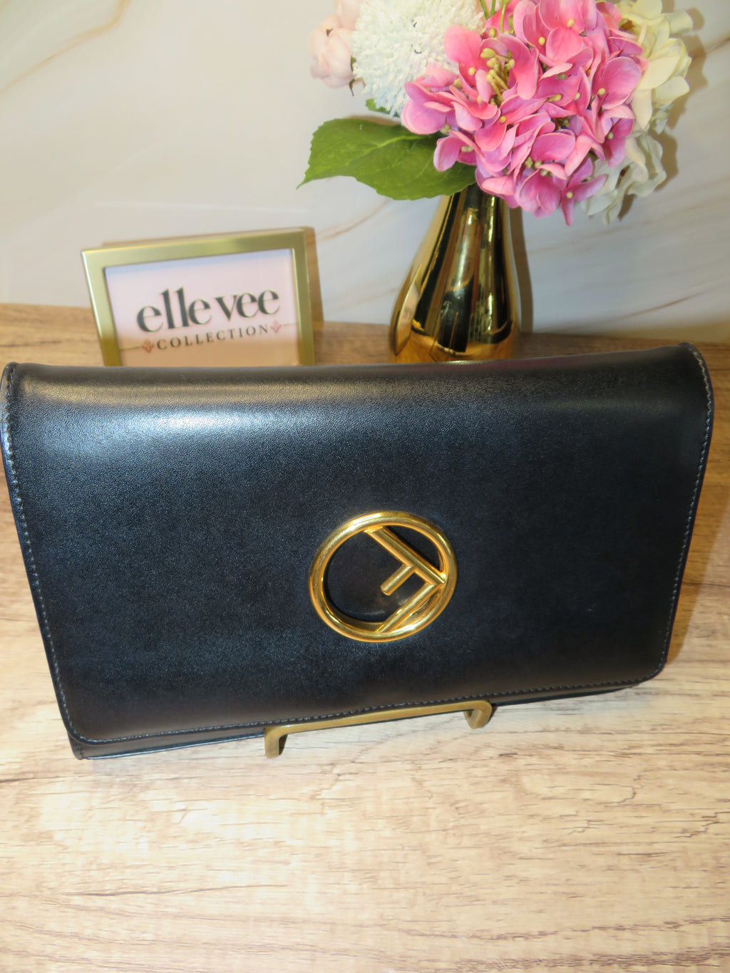 Fendi Round F Logo Black Leather Wallet on Chain