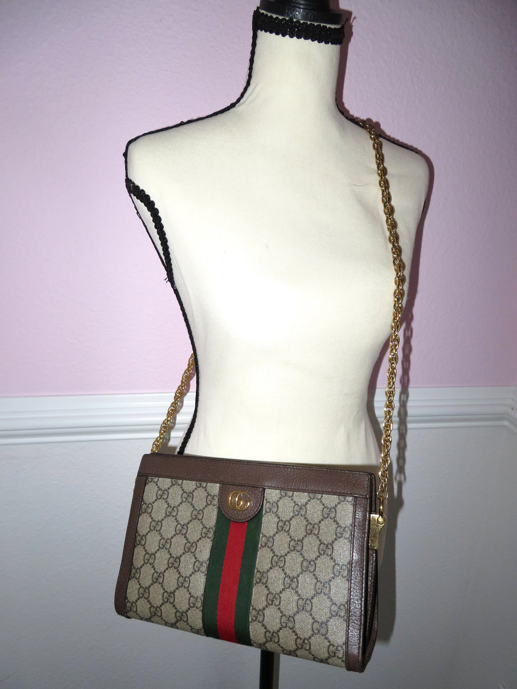 Gucci GG Supreme Ophidia Shoulder Bag
