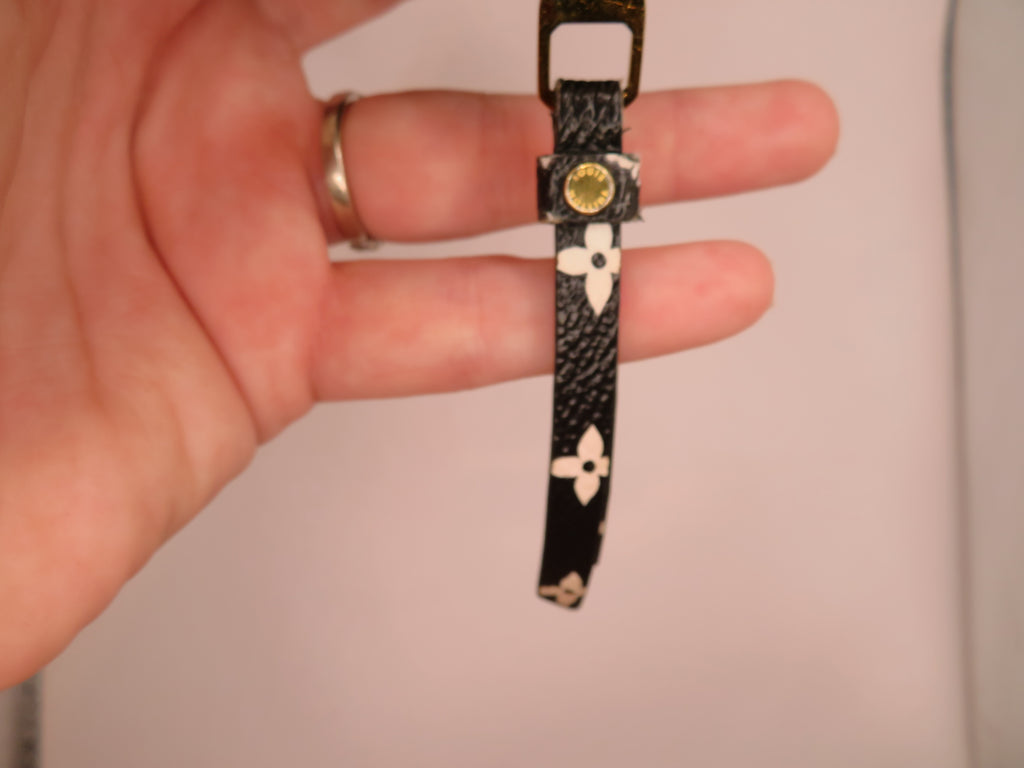 Louis Vuitton Jungle Zippy Coin Purse