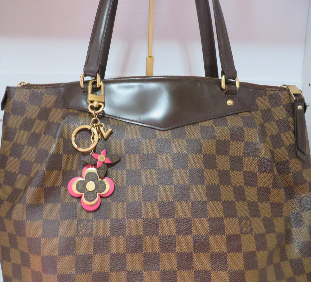 Louis Vuitton Blooming Flowers Bag Charm/Key Holder