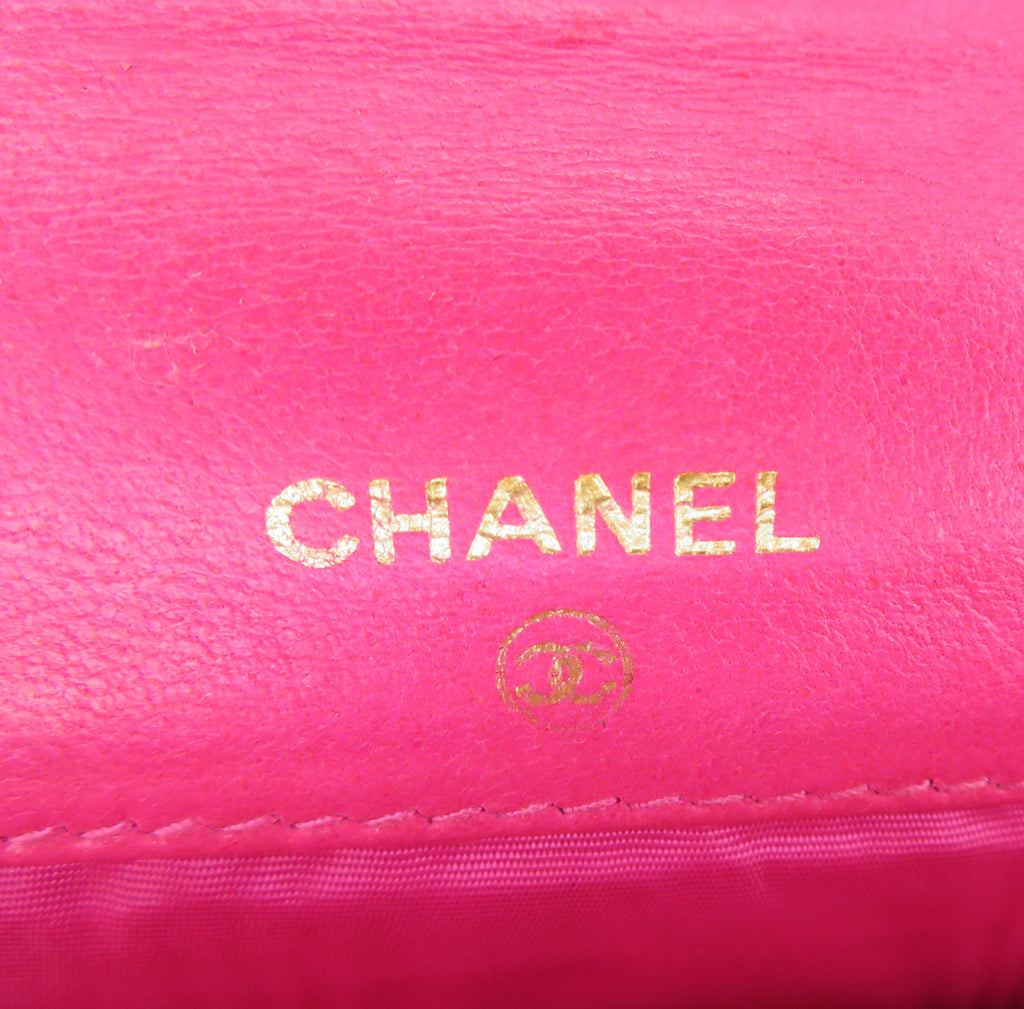 VINTAGE Chanel Dark Pink Caviar Timeless CC Bi Fold Wallet